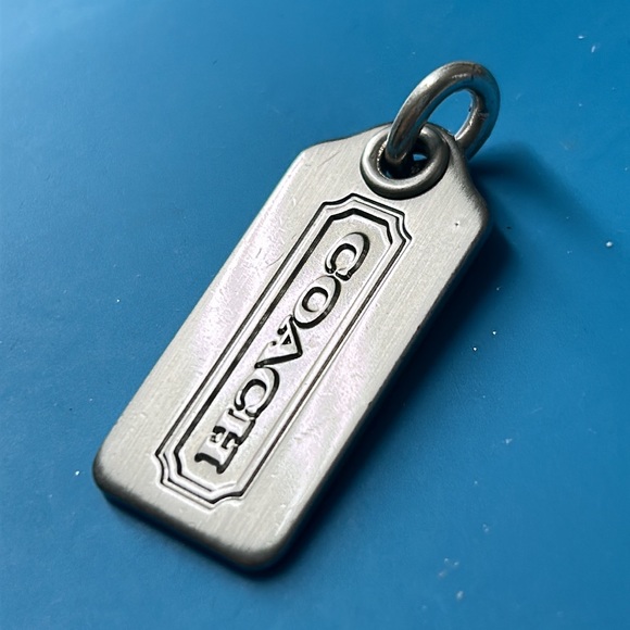 🖤Coach Satin silvertone metal pendant - Picture 2 of 9